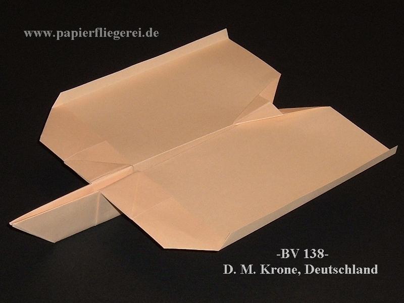 Papierflieger BV138