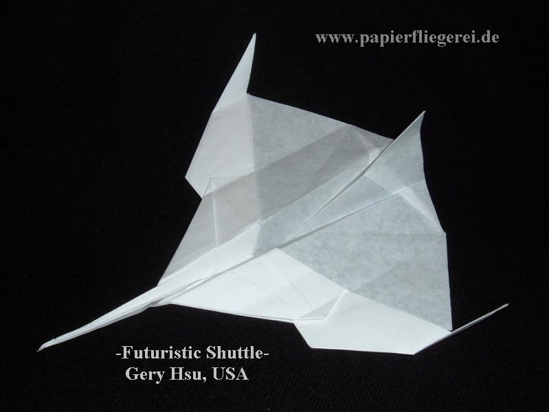 Papierflieger, Futuristic-USA